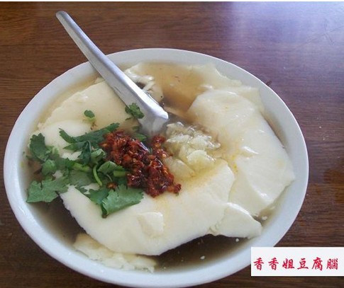 香港及台湾,咸食则为中国北方         豆腐脑是将豆浆